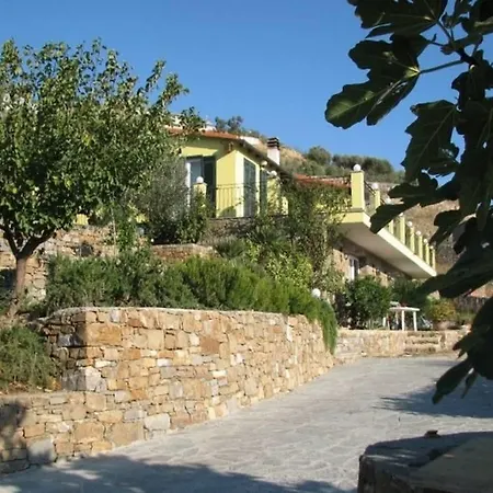 فيلة Casa Del Bianconiglio Torrazza (Liguria)