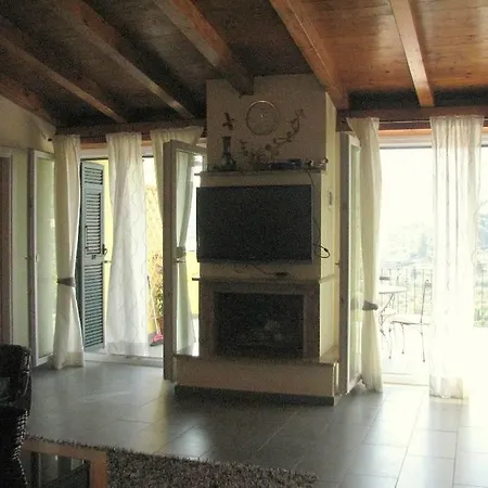 Casa Del Bianconiglio Torrazza (Liguria)