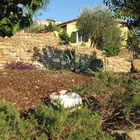 Villa Casa Del Bianconiglio Torrazza (Liguria)