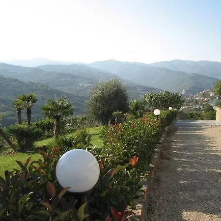 Casa Del Bianconiglio * Torrazza (Liguria)